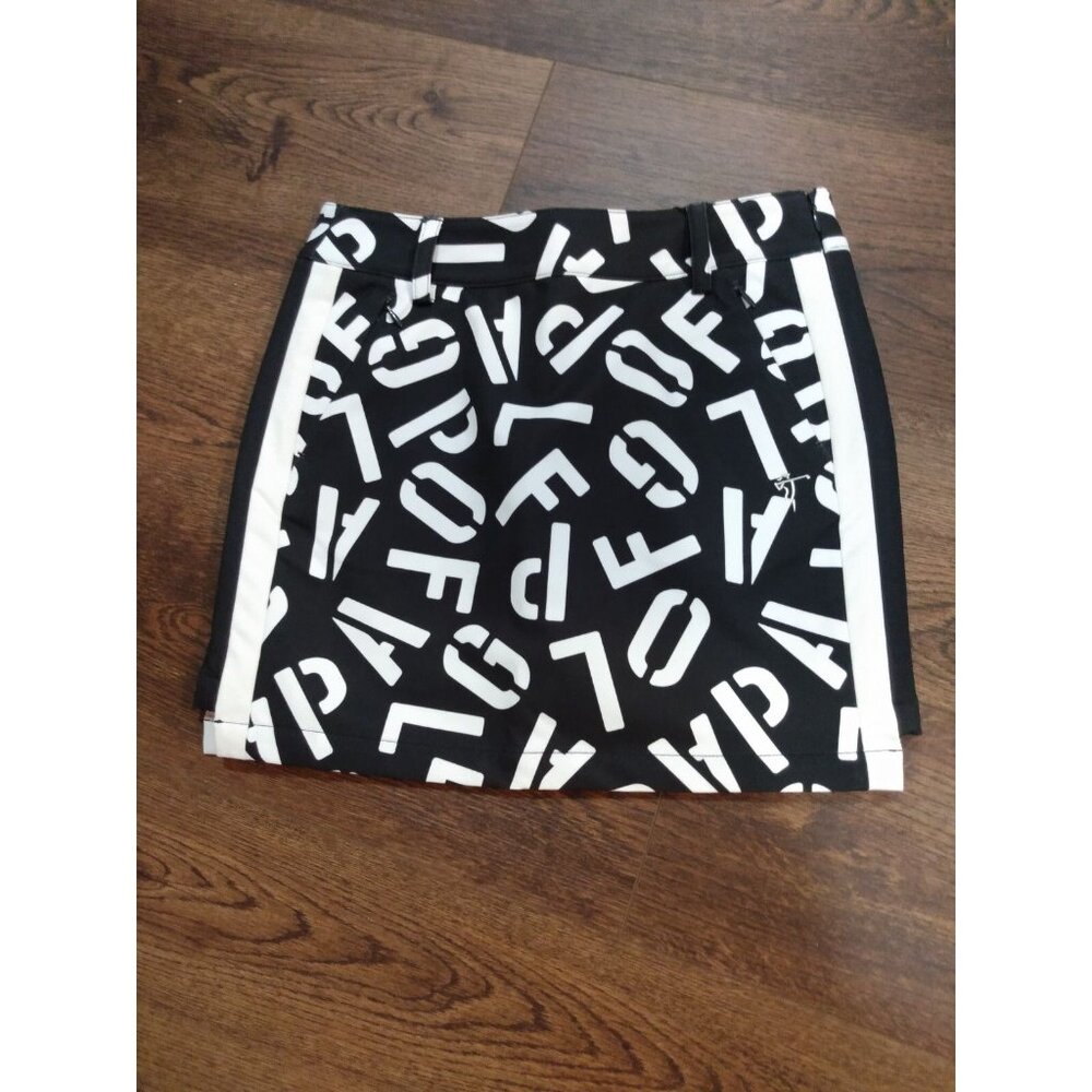 NWT Women's Golf Skort Size XS - Small 25 Skirt Sporty Tennis Letters Print